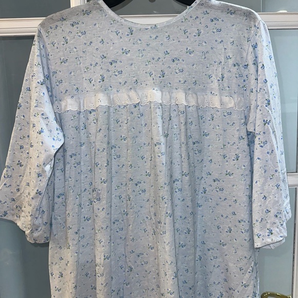 Vtg Carole Cotton Blend Hospital Nightgown Sz S Snap Access Eyelet Lace Blue - Picture 2 of 9